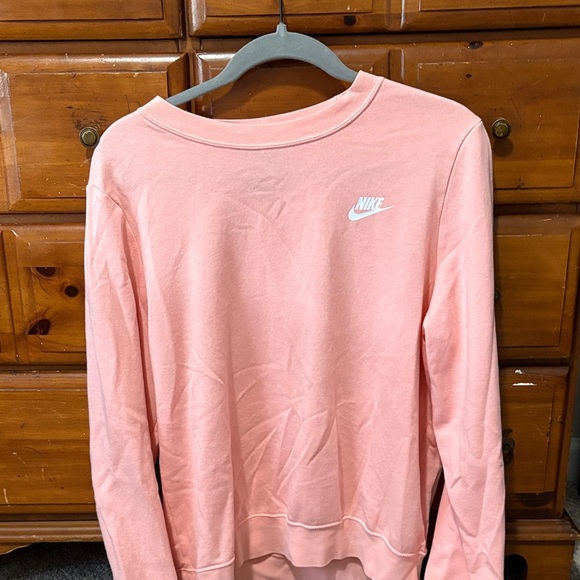 Nike Women's Pink Crewneck Sweatshirt - Picture 1 of 5